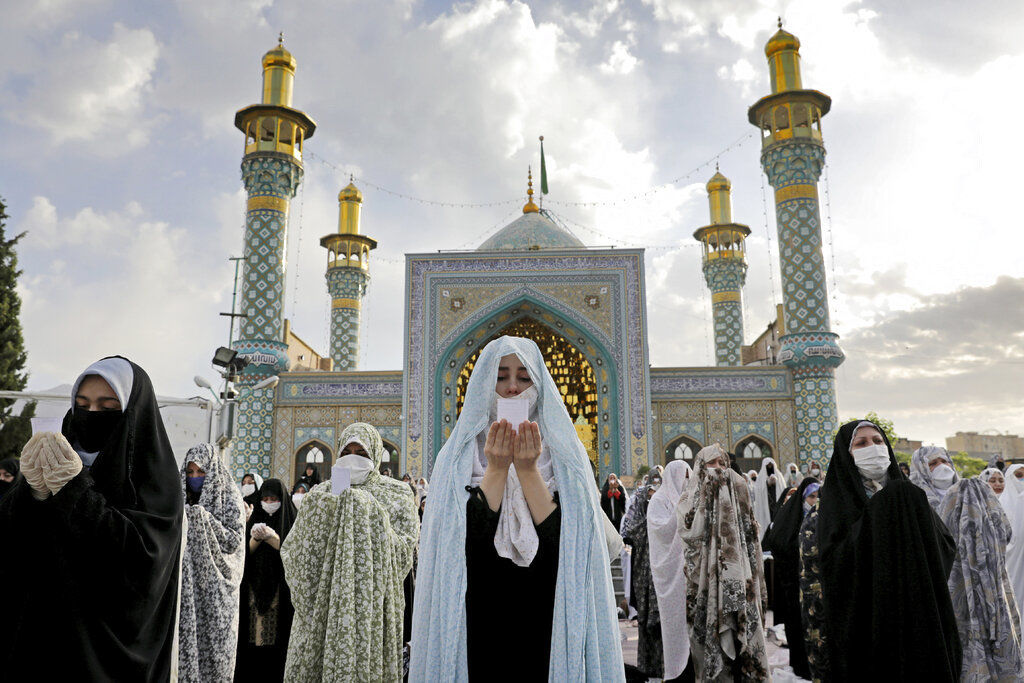 APTOPIX Iran Virus Outbreak Ramadan Holiday Lockdown